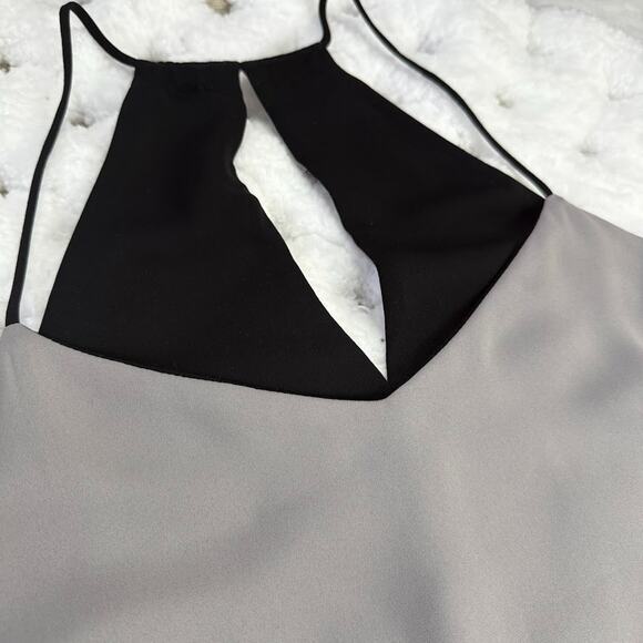 Express Gray and Black Halter soft Blouse Size S keyhole neckline -W/O tags - Picture 2 of 6